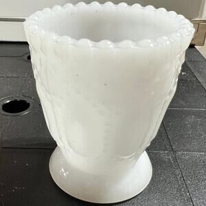 Vintage Anchor Hocking Milk Glass Vase (Small)